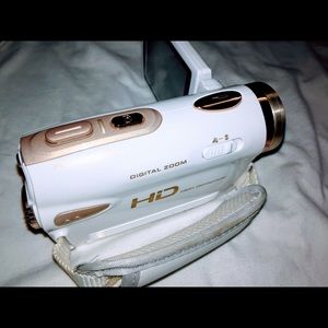 DXG HD PIC AND CAM RECORDER